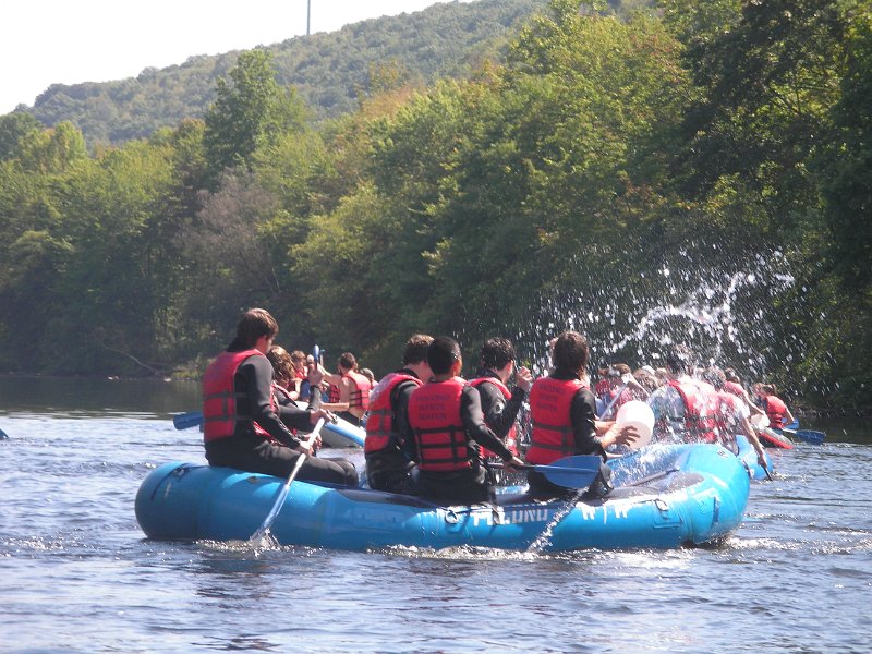 Whitewater rafting - golf trip 2008 088.jpg